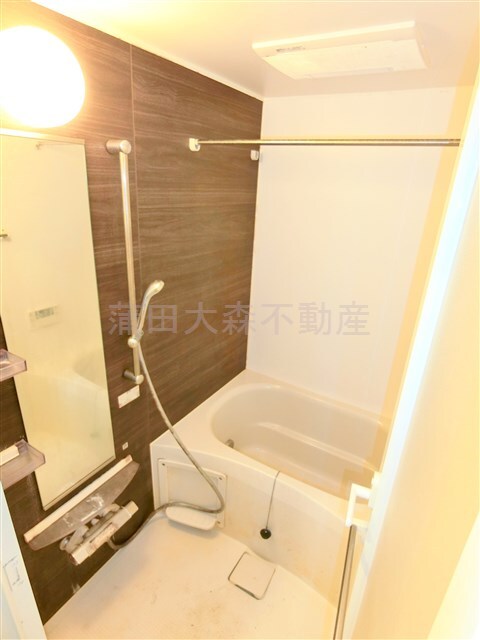 拡大写真:Gatehouse Otorii 2階206の風呂