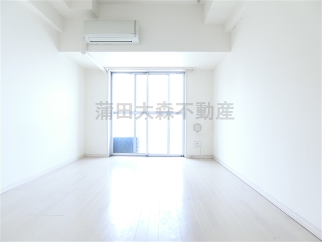 拡大写真:XEBEC西蒲田 6階604の居間