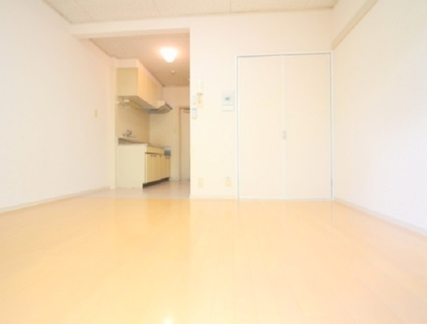 拡大写真:Flats7 2階201の居間