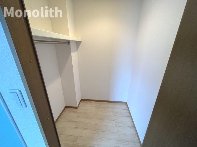 拡大写真:リヴェール鳳 3階301の収納