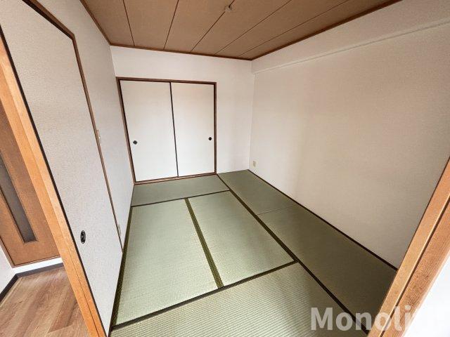拡大写真：フローラ南館 3階305の和室