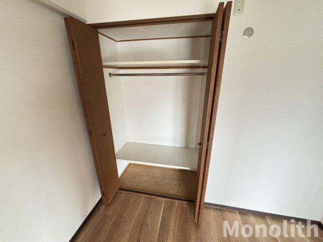 拡大写真：フローラ南館 3階305の収納