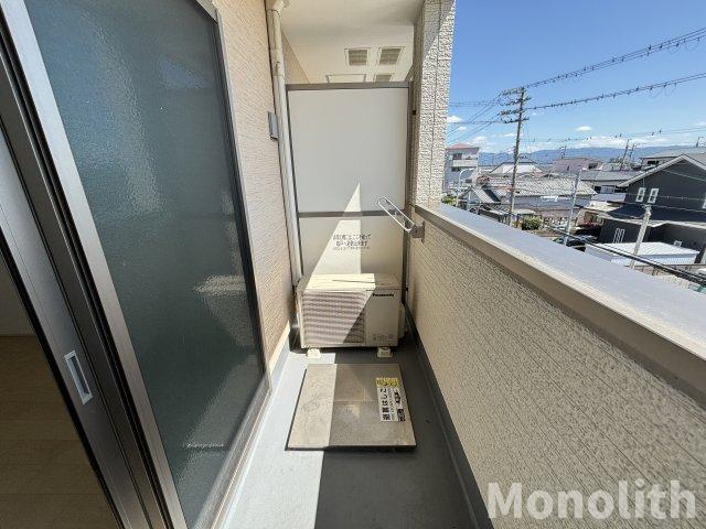 拡大写真:スリーハーブズグレンツェント泉大津 2階202のバルコニー