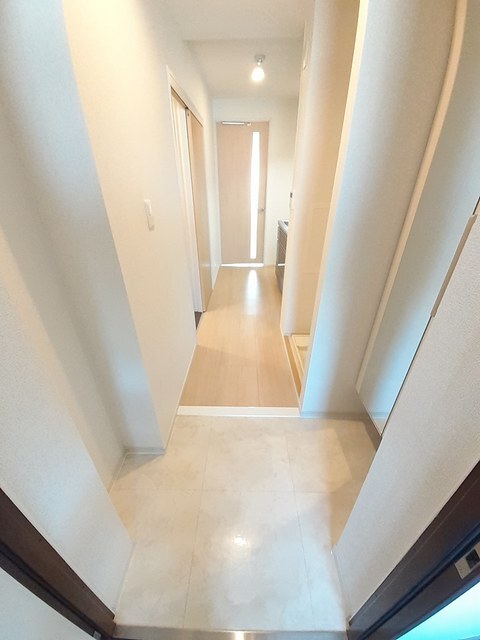 拡大写真:Casa Verde 4階402の玄関