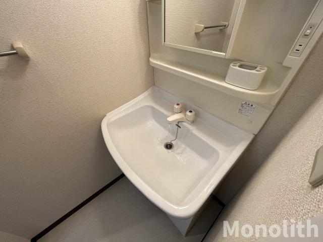 拡大写真:ロンシャン 4階406の洗面所