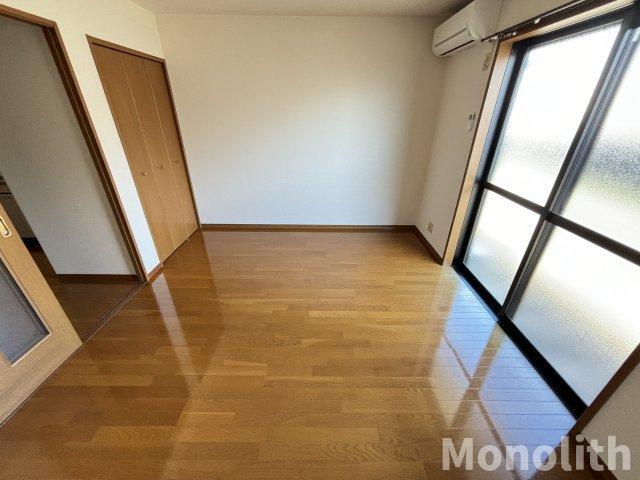 拡大写真:リヴェール弐番館 1階102の内装