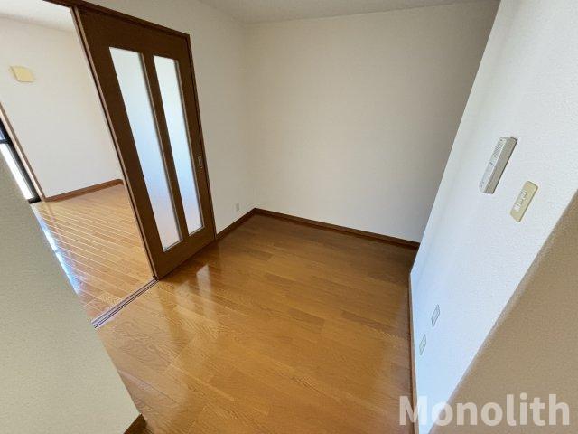 拡大写真:リヴェール弐番館 1階102の内装