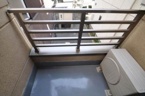 拡大写真:福岡市博多区堅粕5丁目 2階201のバルコニー