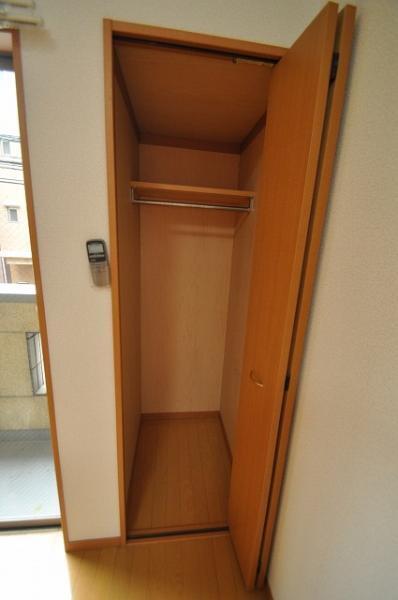 拡大写真:福岡市博多区堅粕5丁目 2階201の収納