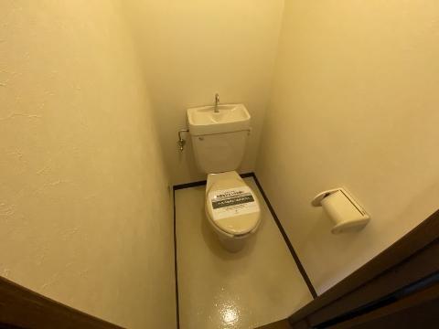 拡大写真:大阪市東淀川区小松2丁目 4階403のトイレ