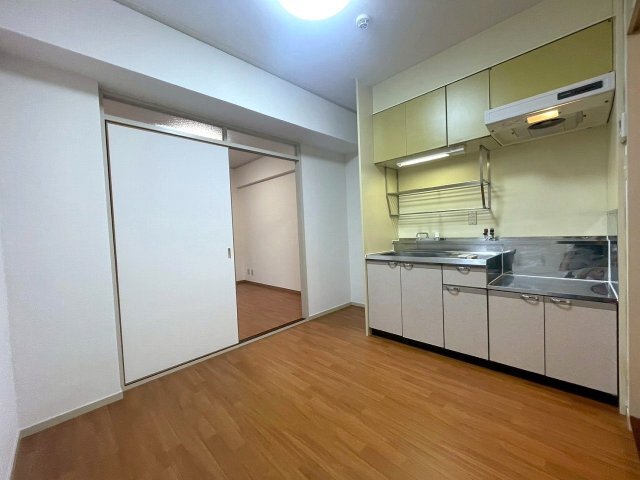 拡大写真:大阪市東淀川区大桐2丁目 1階105の居間