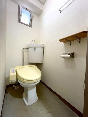 拡大写真:大阪市東淀川区瑞光4丁目 4階409のトイレ