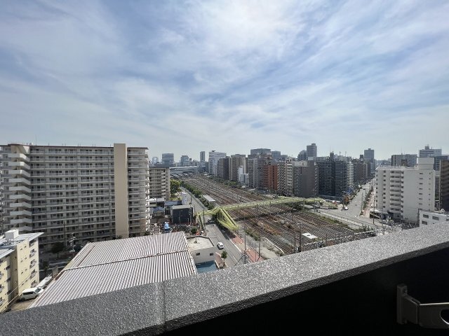 拡大写真:大阪市東淀川区西淡路1丁目 13階1306の展望