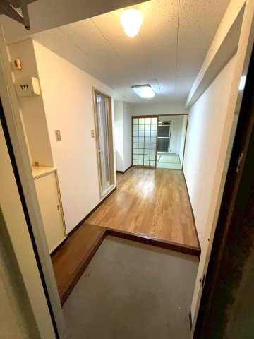 拡大写真:大阪市東淀川区下新庄6丁目 1階103の玄関