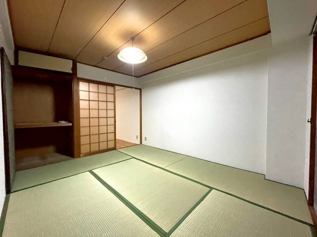 拡大写真：大阪市東淀川区下新庄６丁目 1階102の収納