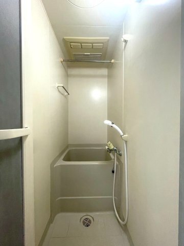 拡大写真:大阪市東淀川区大隅1丁目 4階307の風呂
