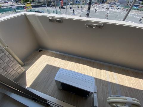 拡大写真:大阪市東淀川区菅原1丁目 7階709のバルコニー