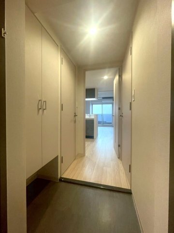 拡大写真:吹田市西御旅町 2階212の玄関