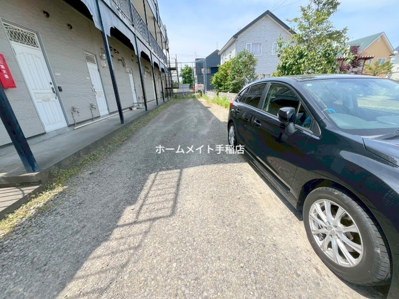 拡大写真:ロイヤルセブンB 1階106の駐車スペースでございます!