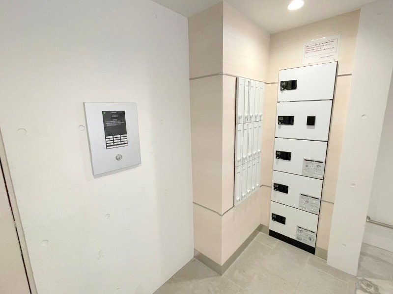 拡大写真:札幌市手稲区手稲本町二条5丁目 2階203の宅配ボックス付きです!