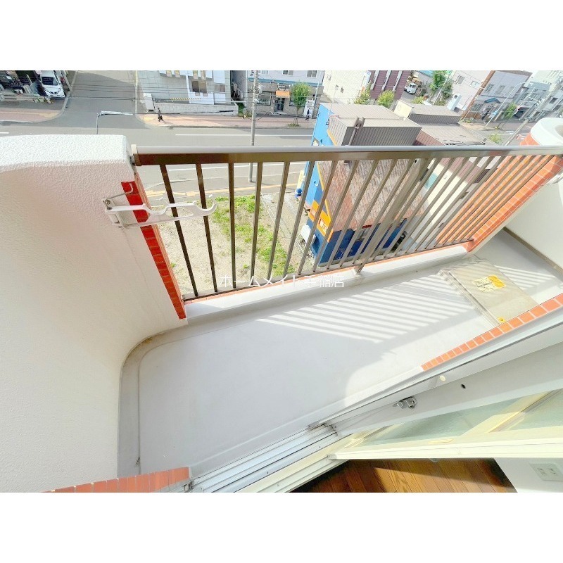 拡大写真：ティアラ手稲本町 5階501のバルコニーです♪