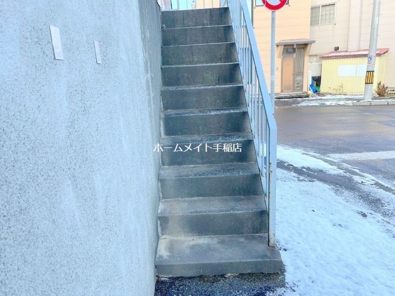 拡大写真:札幌市手稲区富丘一条6丁目 2階106の共用部分です♪