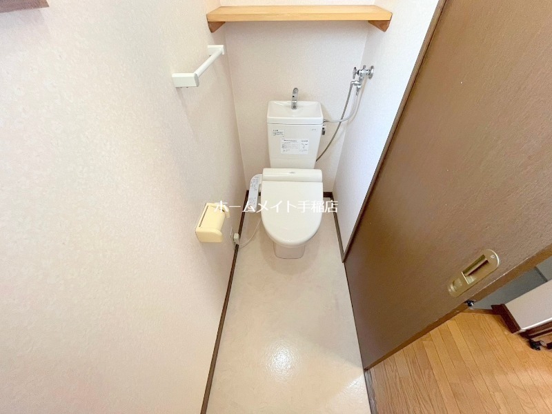 拡大写真:札幌市手稲区稲穂一条1丁目 2階201のウォシュレット付きで快適な環境です♪