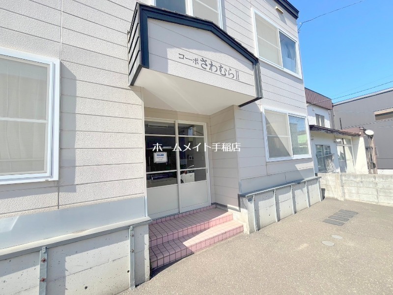 拡大写真:札幌市手稲区稲穂一条1丁目 2階201のエントランスです♪