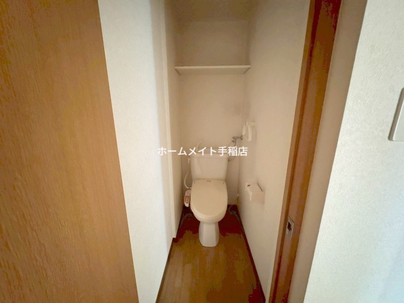 拡大写真:グランメール発寒 2階202のウォシュレット付きで快適な環境です♪