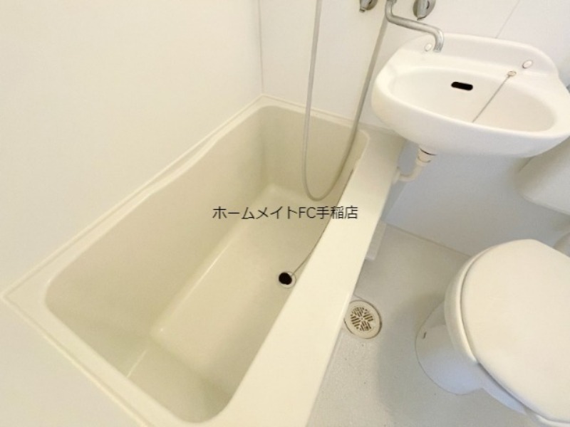 拡大写真:札幌市西区琴似三条7丁目 2階202のゆったりバス♪