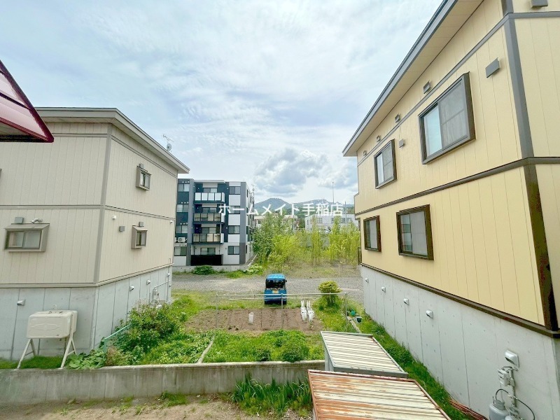 拡大写真:札幌市手稲区手稲本町二条5丁目 2階201の眺望です!