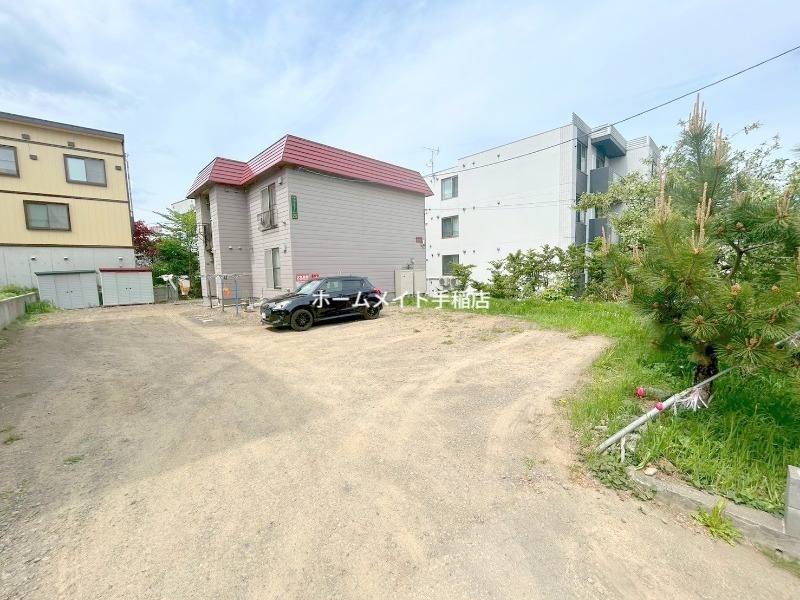 拡大写真:札幌市手稲区手稲本町二条5丁目 2階201の駐車場スペースです♪