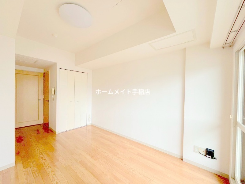 拡大写真:札幌市手稲区手稲本町一条4丁目 8階802の明るい洋室♪