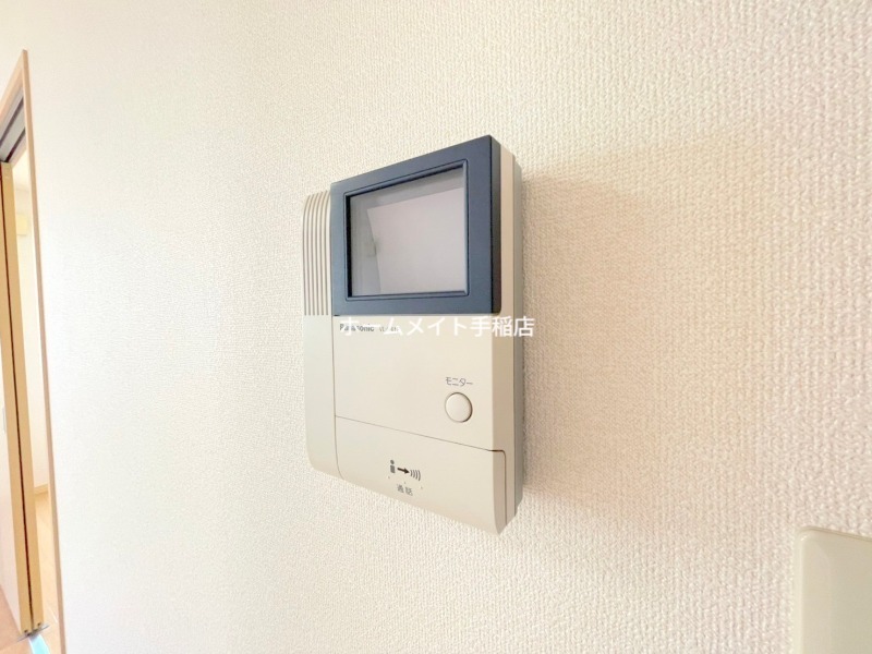 拡大写真:札幌市手稲区富丘一条7丁目 1階102のモニター付きインターホン♪