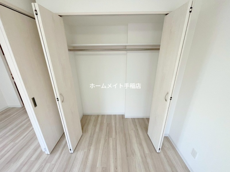拡大写真:ラフィーネ西町 1階101の収納スペースでございます!