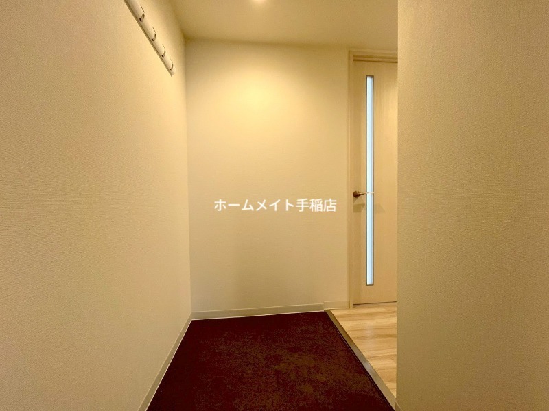 拡大写真:ラフィーネ西町 1階101の玄関スペースでございます!