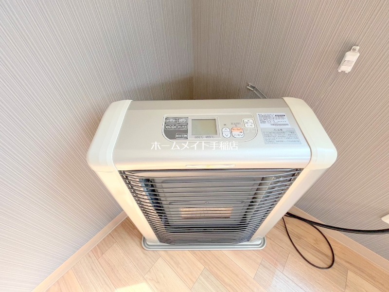 拡大写真:アイビル9 3階302の暖房です♪