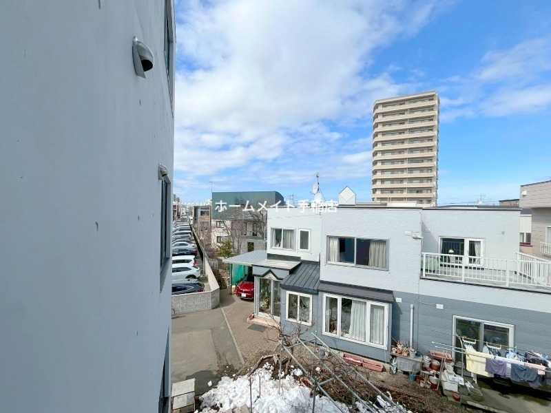 拡大写真:ラフィーネ発寒南Ⅲ 1階102のお部屋からの眺望でございます!