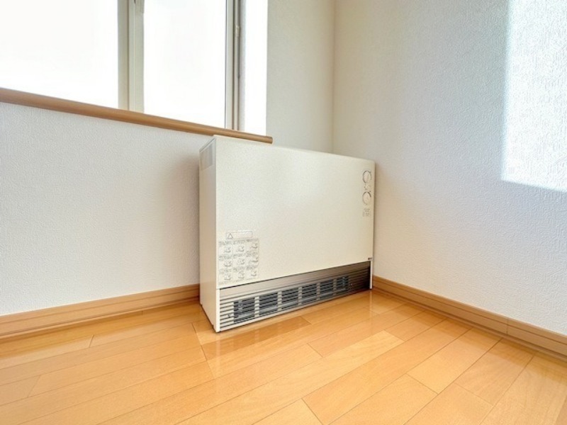 拡大写真:クレール発寒 1階101の暖房設備でございます!