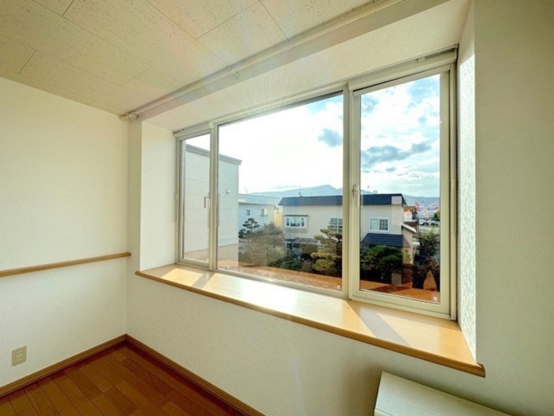 拡大写真:クレール発寒 1階101のお部屋からの眺望でございます!