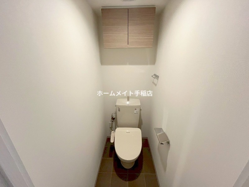 拡大写真：ガーデンクォーツ琴似 3階305のトイレスペースでございます！