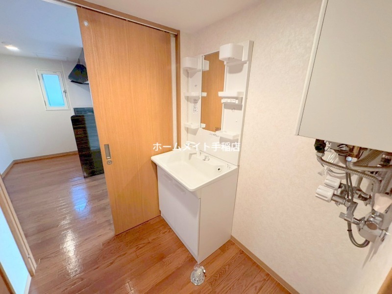 拡大写真:EXCELLENT HOUSE宮の沢 2階205のシャンプードレッサーで便利です♪
