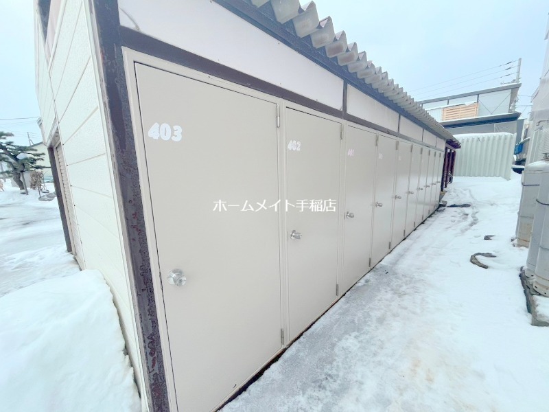 拡大写真:MMハイツ西野 2階202の共用部分です♪