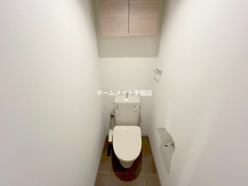 拡大写真：ガーデンクォーツ琴似 1階105のトイレスペースでございます！