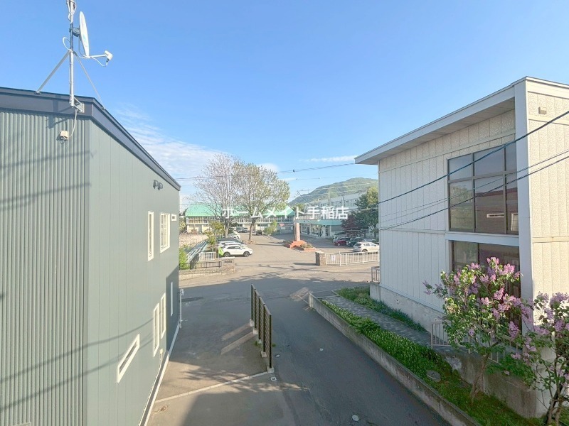 拡大写真:パールハウス 2階202のお部屋からの眺望でございます!