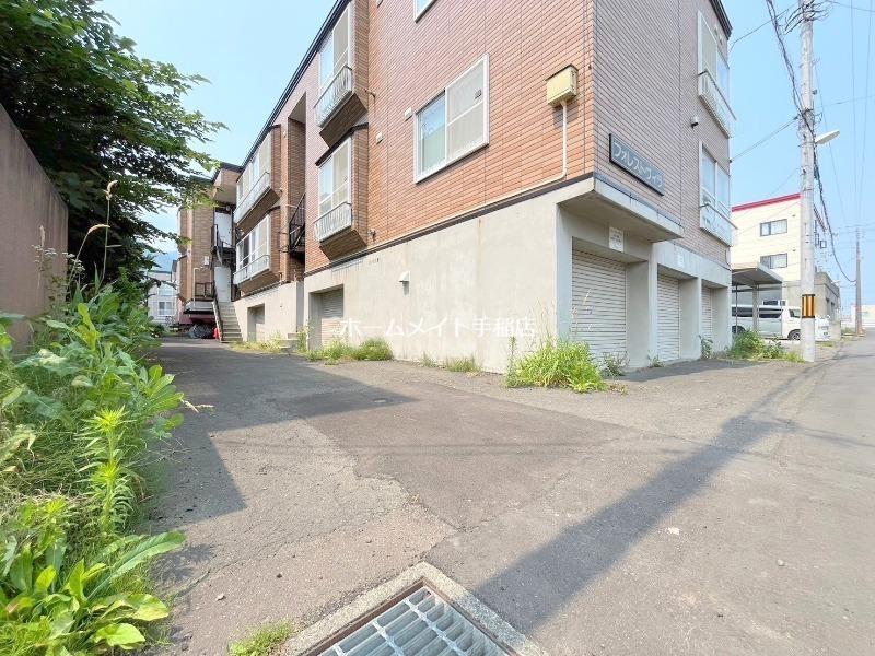 拡大写真:フォレストヴィラ(富丘) 3階201の駐車場スペースです♪