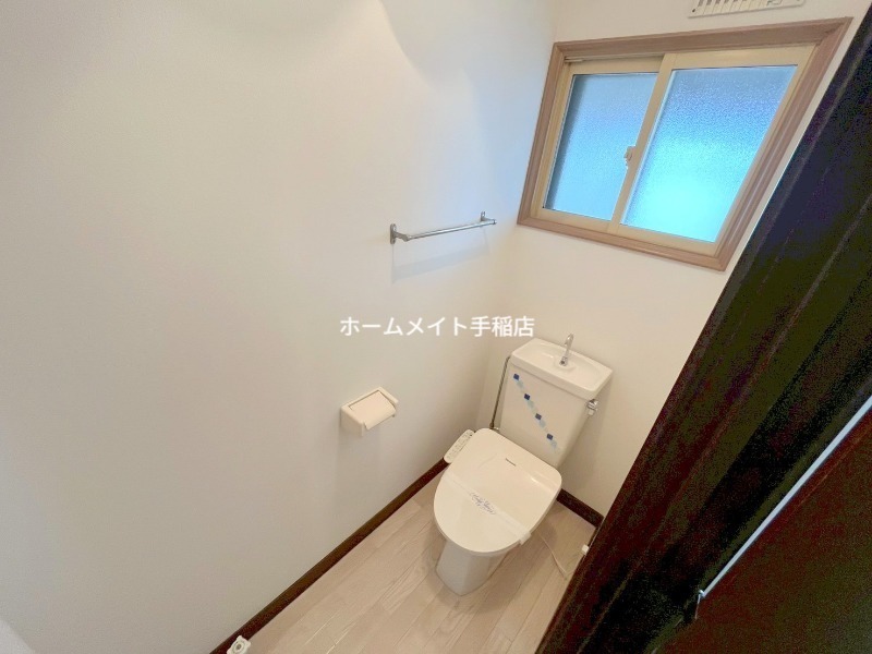 拡大写真:ハイツ54 3階302のトイレスペースでございます!