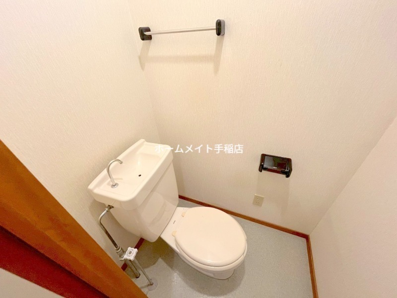 拡大写真:住吉ハイツ 2階205のトイレスペースでございます!
