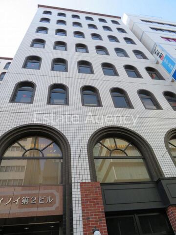 拡大写真:大阪市北区芝田2丁目 2階2の外観