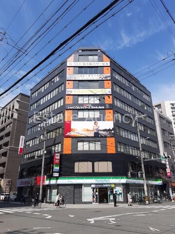 写真：大阪市淀川区西中島４丁目の外観
